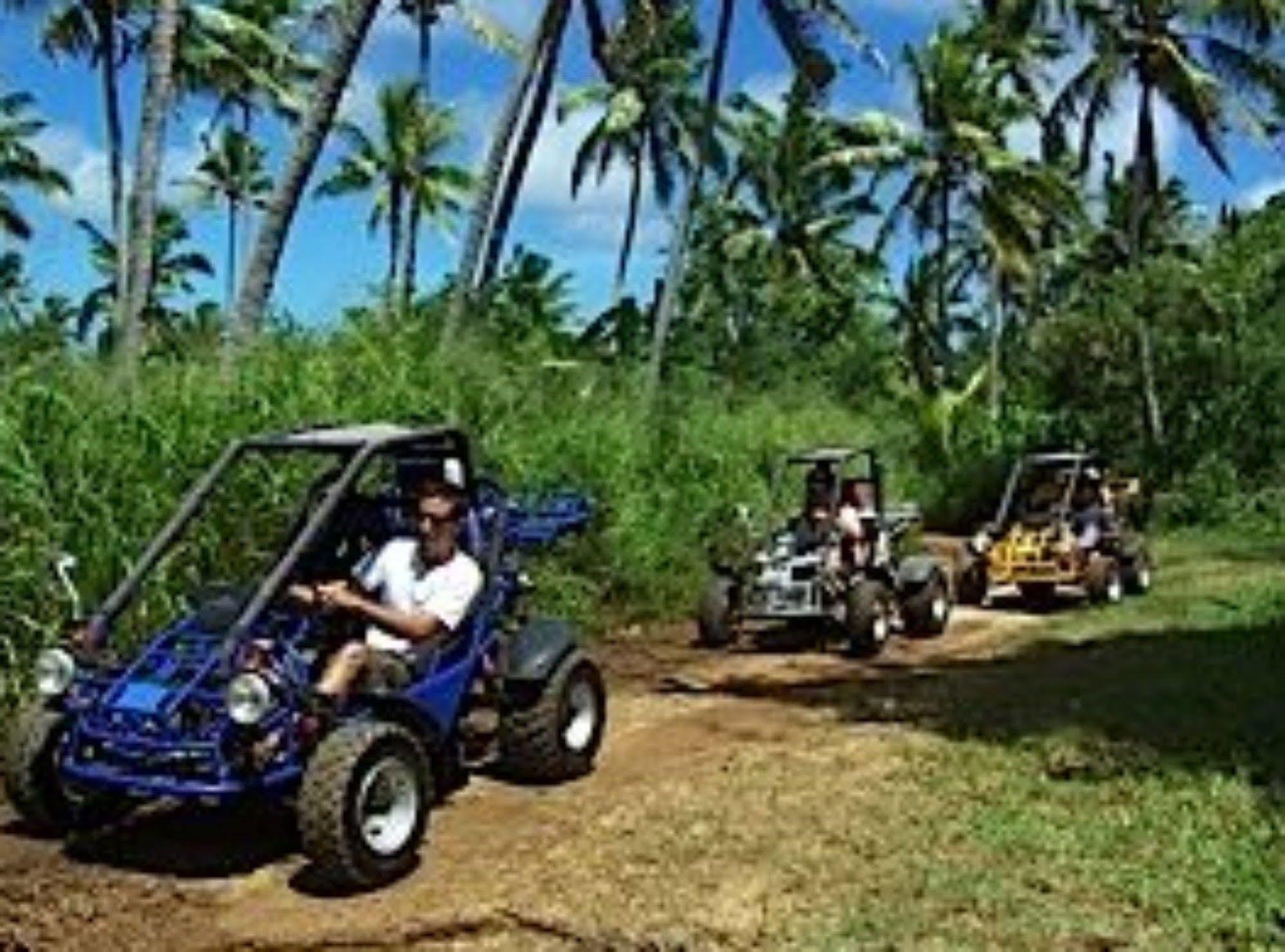 Tongan Beach Resort Utungake Eksteriør bilde